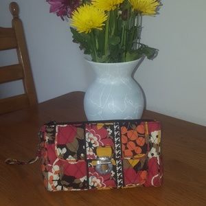 Vera Bradley clutch